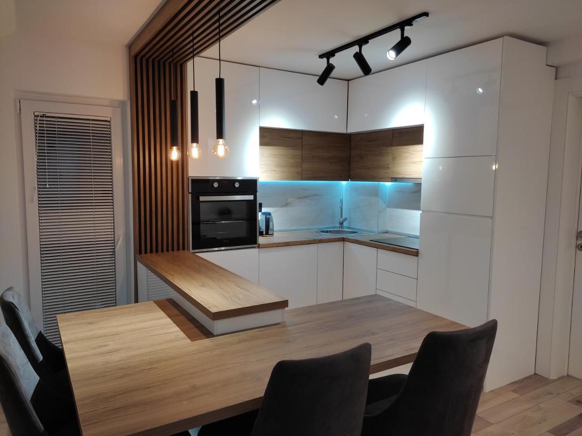 Sky Luxury Apartment Аранджеловац Екстериор снимка